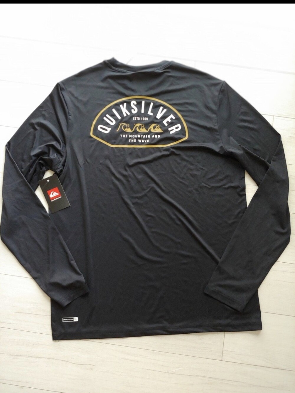 QUIKSILVER NEW Triple Wave Classic Rashguard Surf Shirt